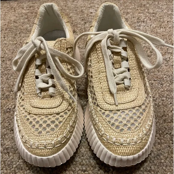 Dolce Vita‎ Dolen Women's Athletic Lt Natural Raffia Shoes.