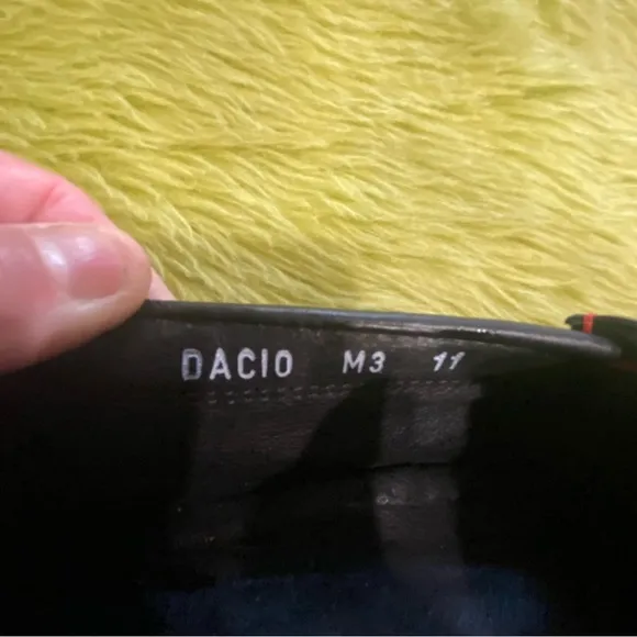 DONALD PLINER TECH DRIVER SIZE 11