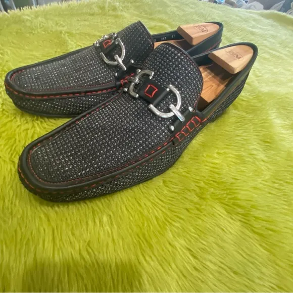DONALD PLINER TECH DRIVER SIZE 11
