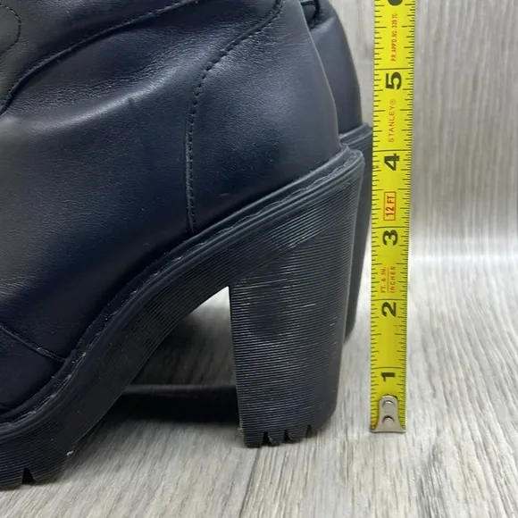 Dr. Martens Averil Boot