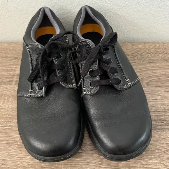 Dr. Martens Black Pebbled Leather Rockland Shoes, Size 9