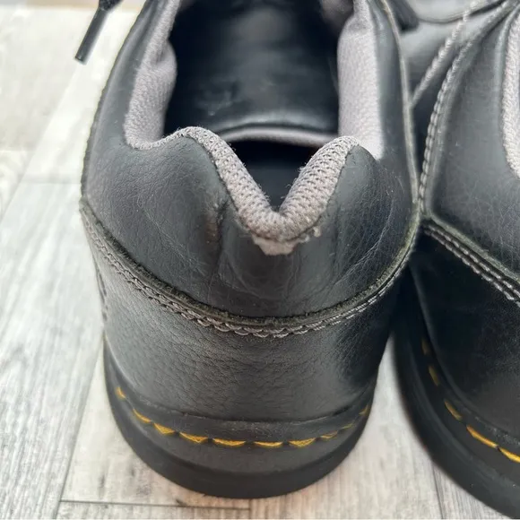 Dr. Martens men’s black lace up Adirondac shoes