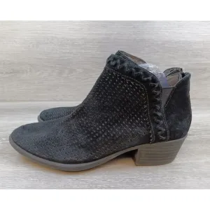 Earth Peak Perry Boot Womens Ankle Bootie  Black Sz 9 Suede Back Zip Laser Cut