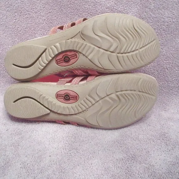Earth Spirit Gelron Meri Sandals Size 9 Suede Flower Padded Flip Flops Thong