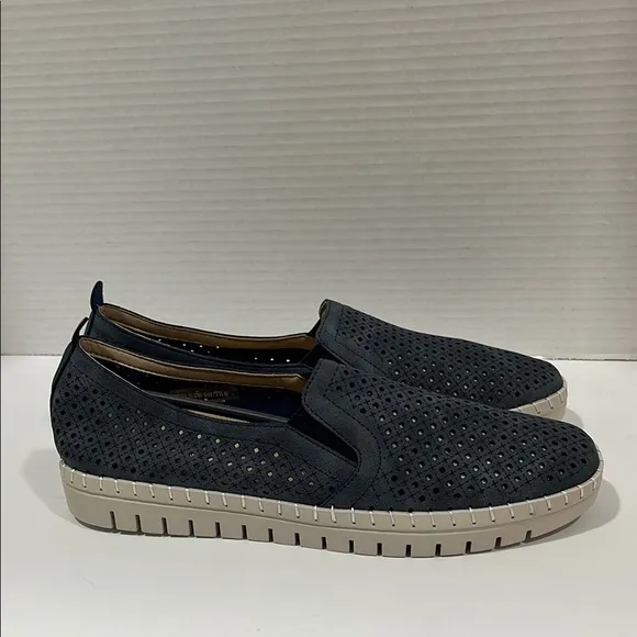 Easy Street Womens Fresh Sneakers 7.5N