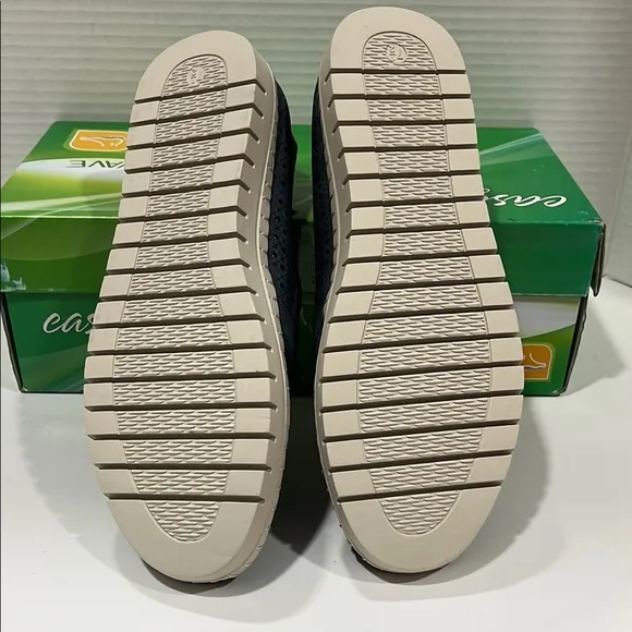 Easy Street Womens Fresh Sneakers 7.5N