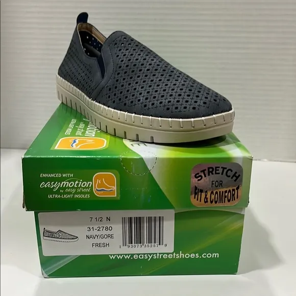 Easy Street Womens Fresh Sneakers 7.5N