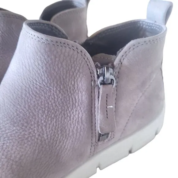 Ecco Bella Zip Love Bootie Size 39 8/8.5 US Gray Yak leather