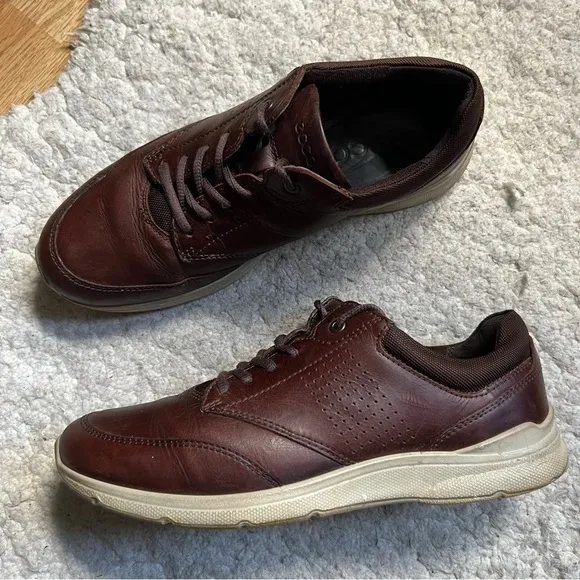 ECCO: Classic Mens Leather Brown Tan Accent Lace Up Lace Up Sneakers Size 43