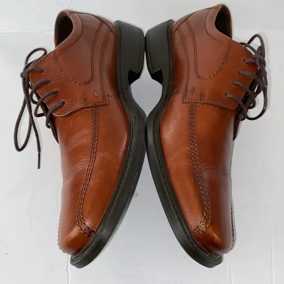 Ecco Helsinki Bike Toe Men's Lace Up Dress Shoes