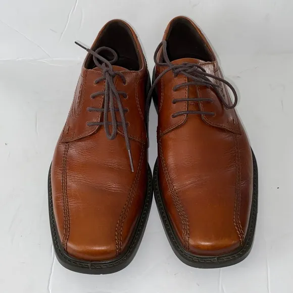 Ecco Helsinki Bike Toe Men's Lace Up Dress Shoes