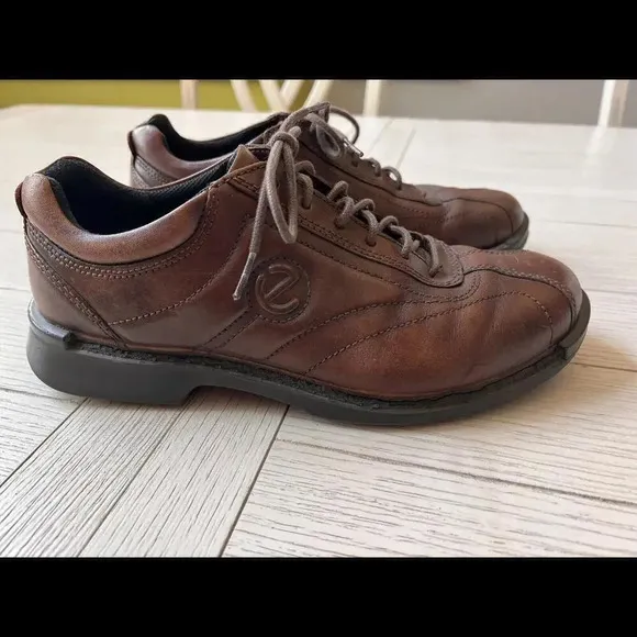 Ecco Men’s Shoes, Brown, Light Shock Lace Up, Leather, Oxford‎ Style EU Size 42