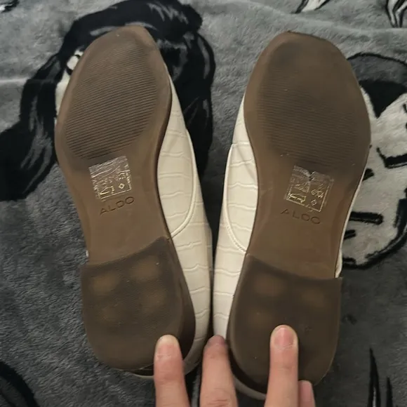 Elegant Aldo Cream Women's Shoes