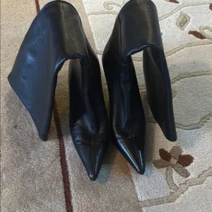 Elegant Black Women's Shoes