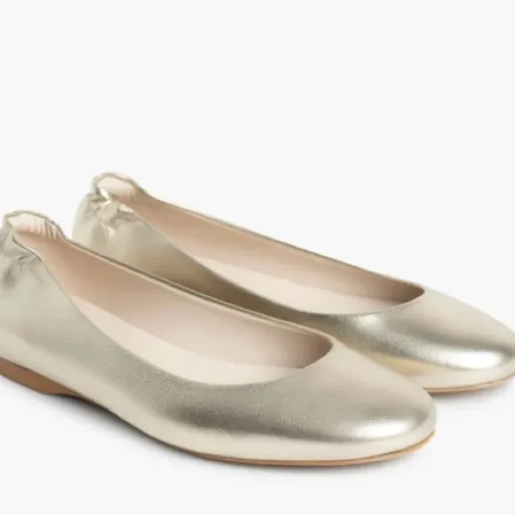 Elegant Gold Women's Ballet Flats