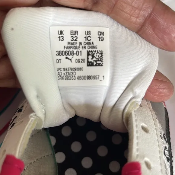 Euc Kids PUMA x L.O.L. SURPRISE! Future Rider Diva Little Kids' Shoes.