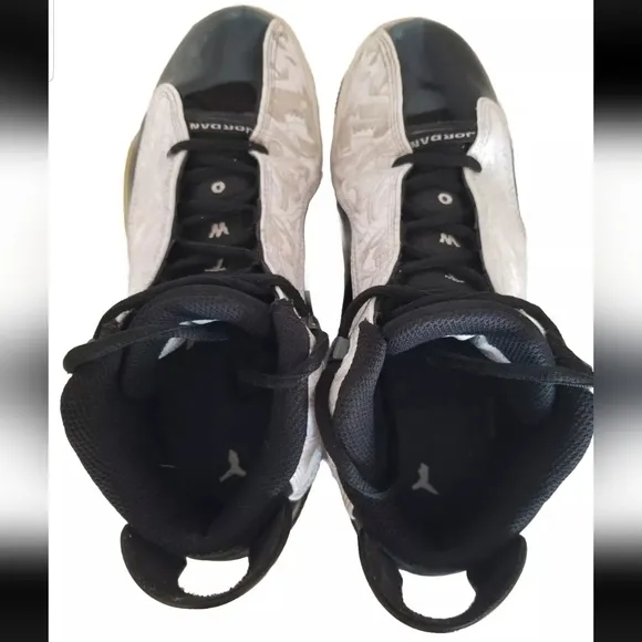 EUC Nike Air Jordan DUB Zero Black/White-Metallic Gold 311047-005 Size 7Y
