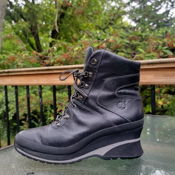 EUC Timberland Leather Lace Up High Heel‎ Wedge Ankle Boots Booties 9.5 M