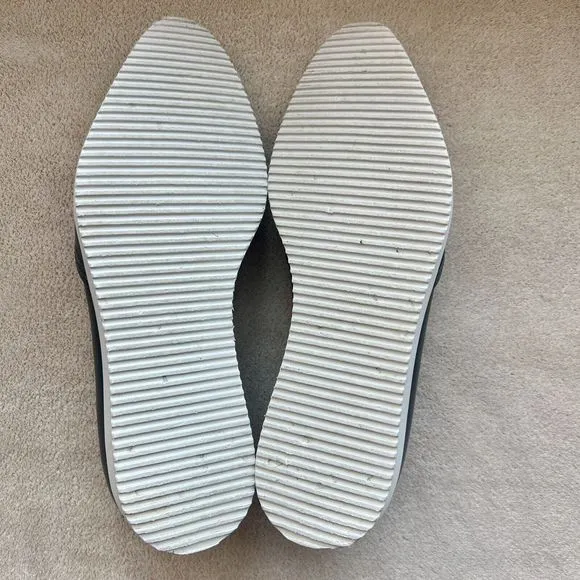 Everlane The Street Shoe Blue Gray Leather Loafer Pointed Toe White Soles 8.5