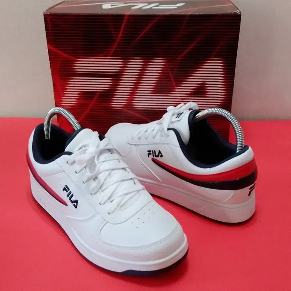 FILA  A-LOW  KID´S SHOES SIZE 5.5