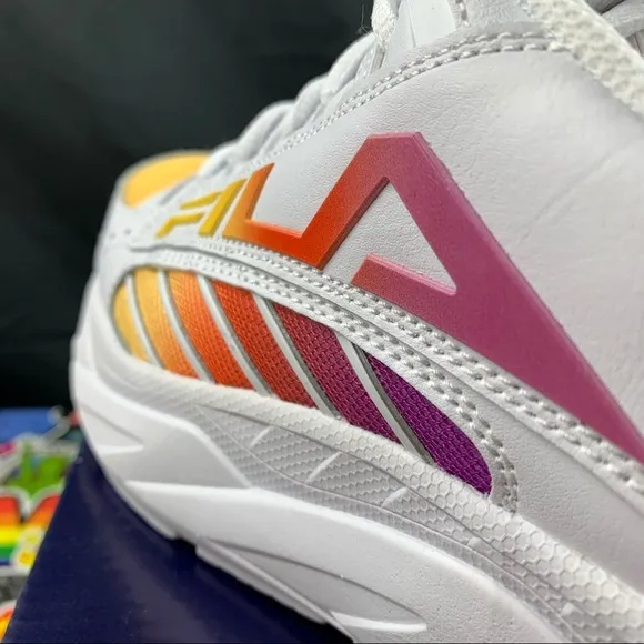 Fila Surefire Fade Runners Womens Varoius Sizes