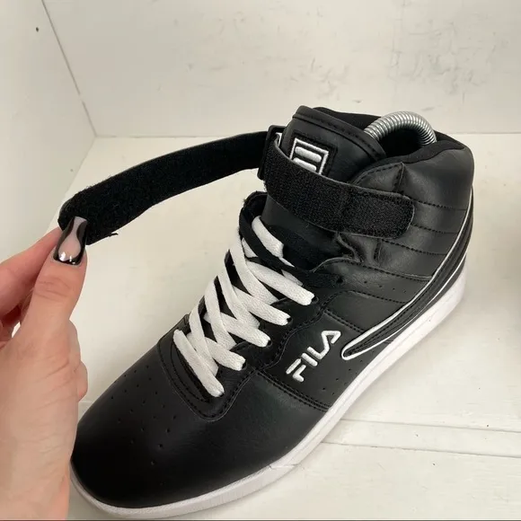 FILA Vulc 13 Mid Plus Sneaker 8.5 Men