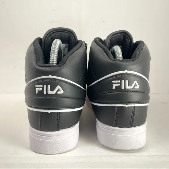 FILA Vulc 13 Mid Plus Sneaker 8.5 Men