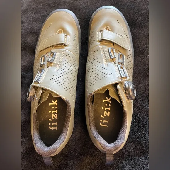 Fi’zi:k TERRA X5 (Gravel biking Shoes)