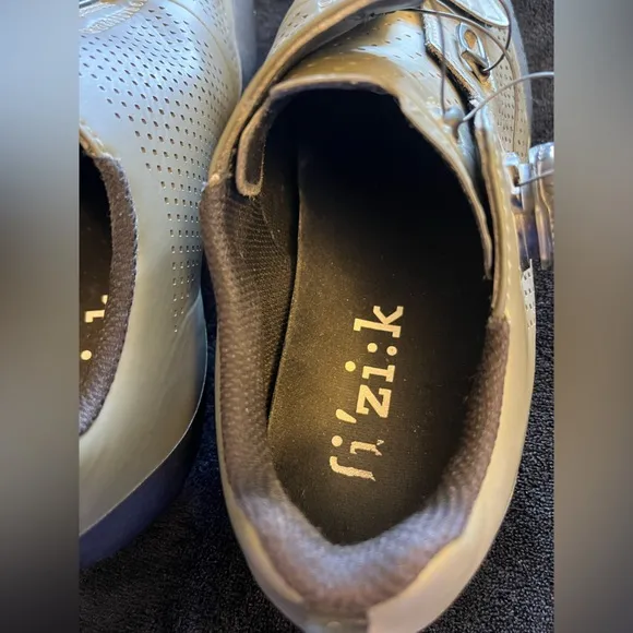Fi’zi:k TERRA X5 (Gravel biking Shoes)