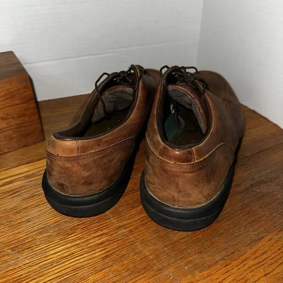 Footjoy FJ Hybrid Spikeless Brown Leather Golf Shoes - Men Size 11M - Very Nice