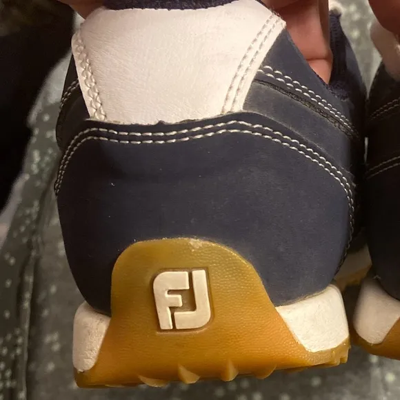 FootJoy FJ Sport Retro Spikeless Golf Shoes 92387 Navy Blue White Women's 7