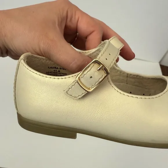 Footmates Laura Heirloom Pearlized Mary Jane Shoes Size 11