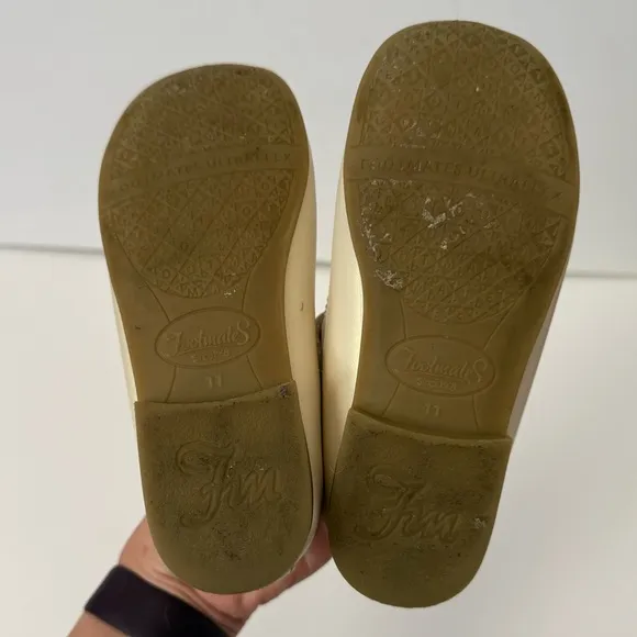 Footmates Laura Heirloom Pearlized Mary Jane Shoes Size 11