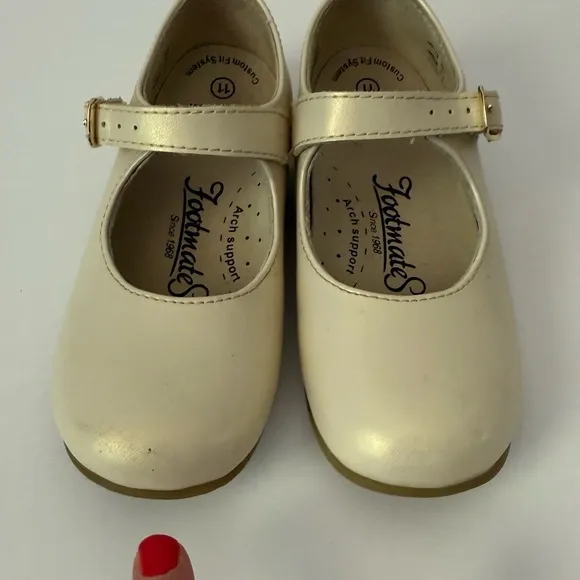 Footmates Laura Heirloom Pearlized Mary Jane Shoes Size 11