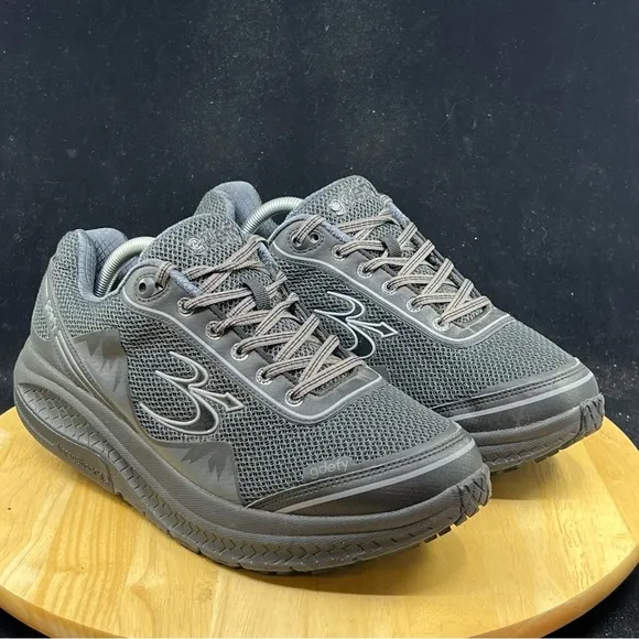 Gdefy Men's Size 10.5 Gravity Defyer Mighty Walk Shoe TB9024MBL-W Versoshock Tec