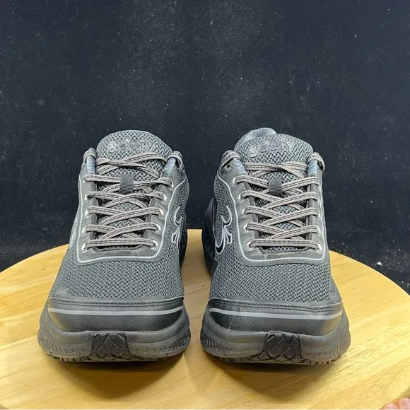 Gdefy Men's Size 10.5 Gravity Defyer Mighty Walk Shoe TB9024MBL-W Versoshock Tec