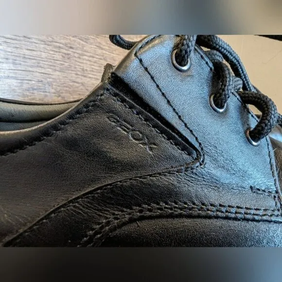 GEOX respira boys black dress shoes Size 36