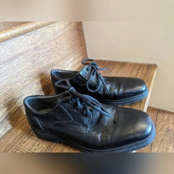 GEOX respira boys black dress shoes Size 36