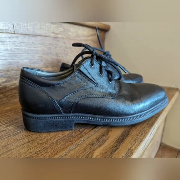 GEOX respira boys black dress shoes Size 36