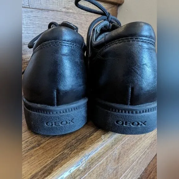 GEOX respira boys black dress shoes Size 36
