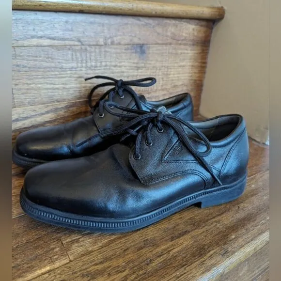GEOX respira boys black dress shoes Size 36