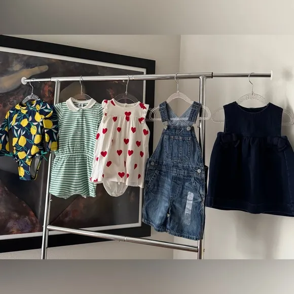 Get 5 high-quality outfits for the price of one outfit. for ages 1 to 2😍