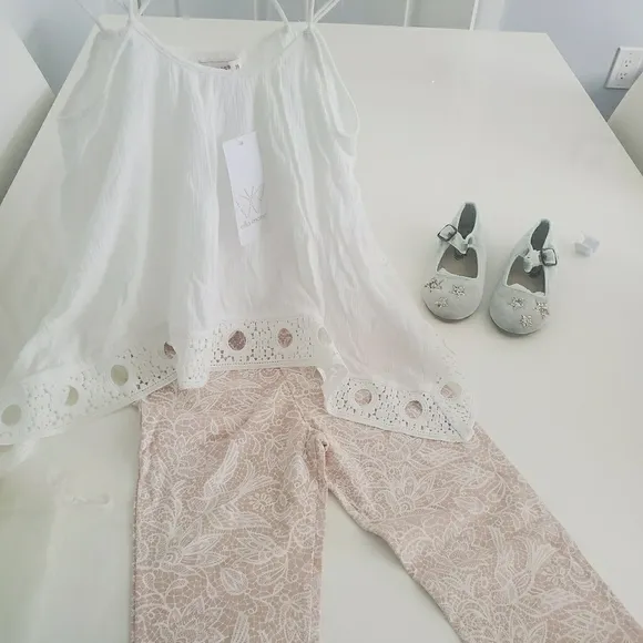 Girls clothes/ top/pants/shoes (NWT) HOBO