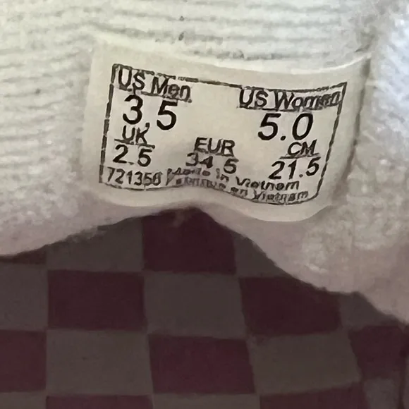 Girl’s High-Top Sneakers in Pink and White