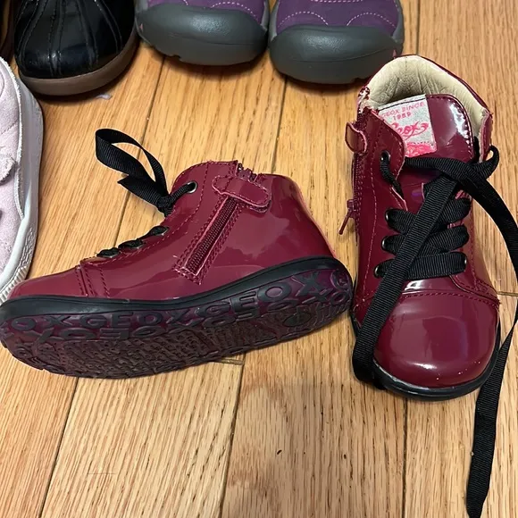 Girls lot of 6 shoes. Size 8