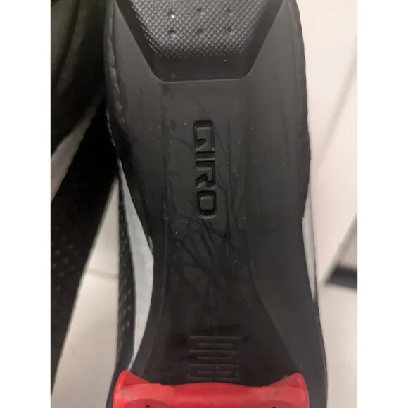 GIRO REGIME CYCLING SHOES BIKING SZ 42 MENS SZ 9