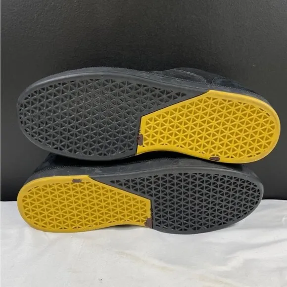 Gravis Men's Black Low-Top Shoes/Sneakers Size 12 SKU 5588 (2)