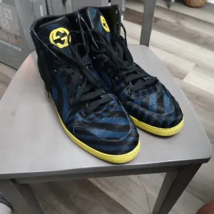 Gucci Men's Black and Yellow High-Top Sneakers