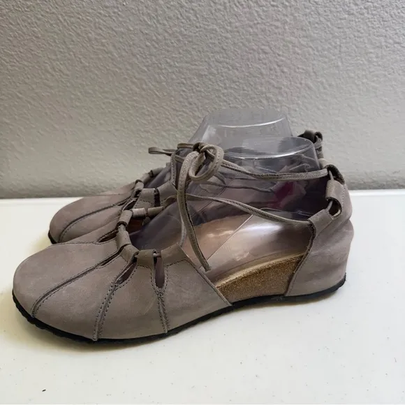 Haflinger Sandals Womens Size 10 Shoes Gray Eva Lace-Up Flats Suede