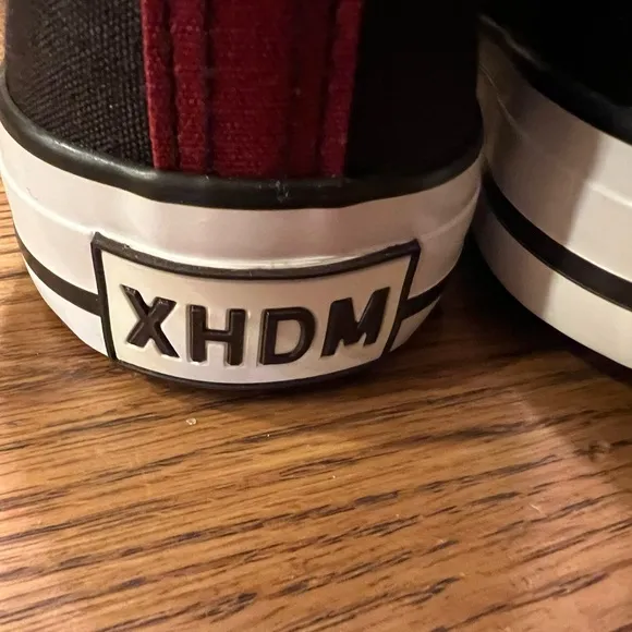 Harry Potter Gryffindor Sz 43 High Top Shoes NEW